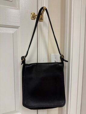 Vintage Legacy Coach Shoulder Bag